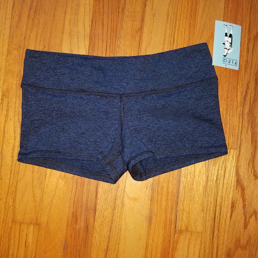 NWT fleo half moon large